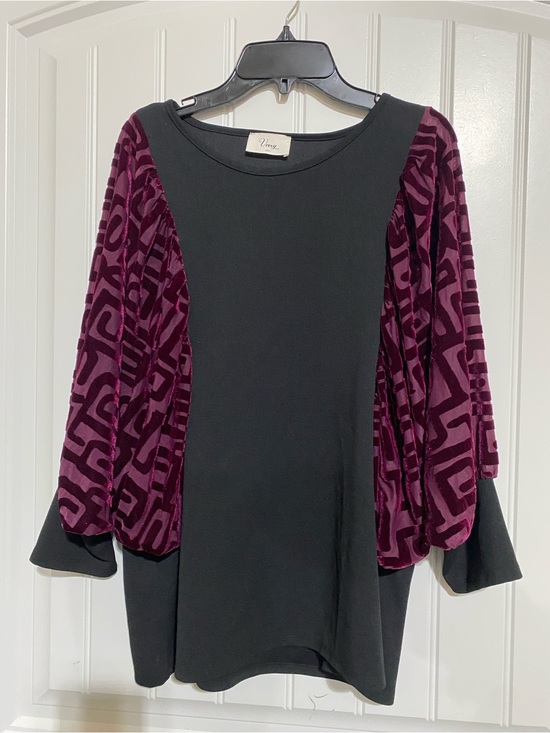 Venezia Tops - Venezia Black Tunic with Velvet Patterned Plum Sleeves